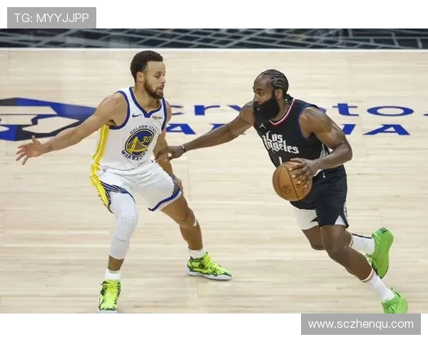 哈登29分钟17+14领衔胜利 被誉历史最佳之一